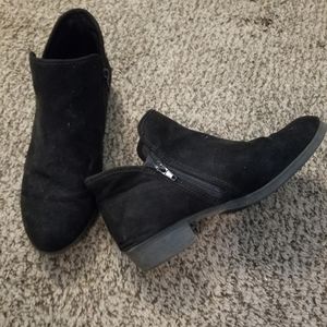 Ankle booties